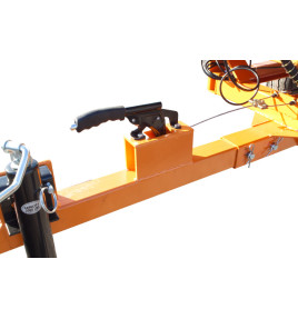 Anhänger mit Beleuchtung und Bremse PRO-B 1,5