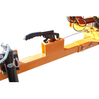 Anhänger mit Beleuchtung und Bremse PRO-B 1,5