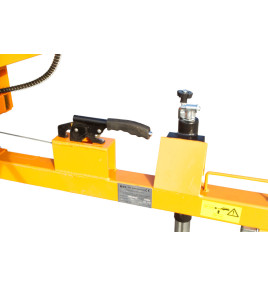 Anhänger mit Beleuchtung und Bremse PRO-B 2,5