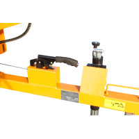 Anhänger mit Beleuchtung und Bremse PRO-B 2,5